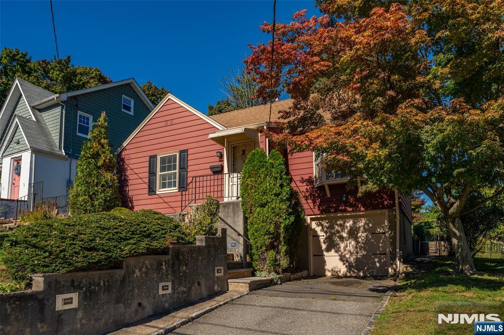 150 Franklin Street - Photo 1