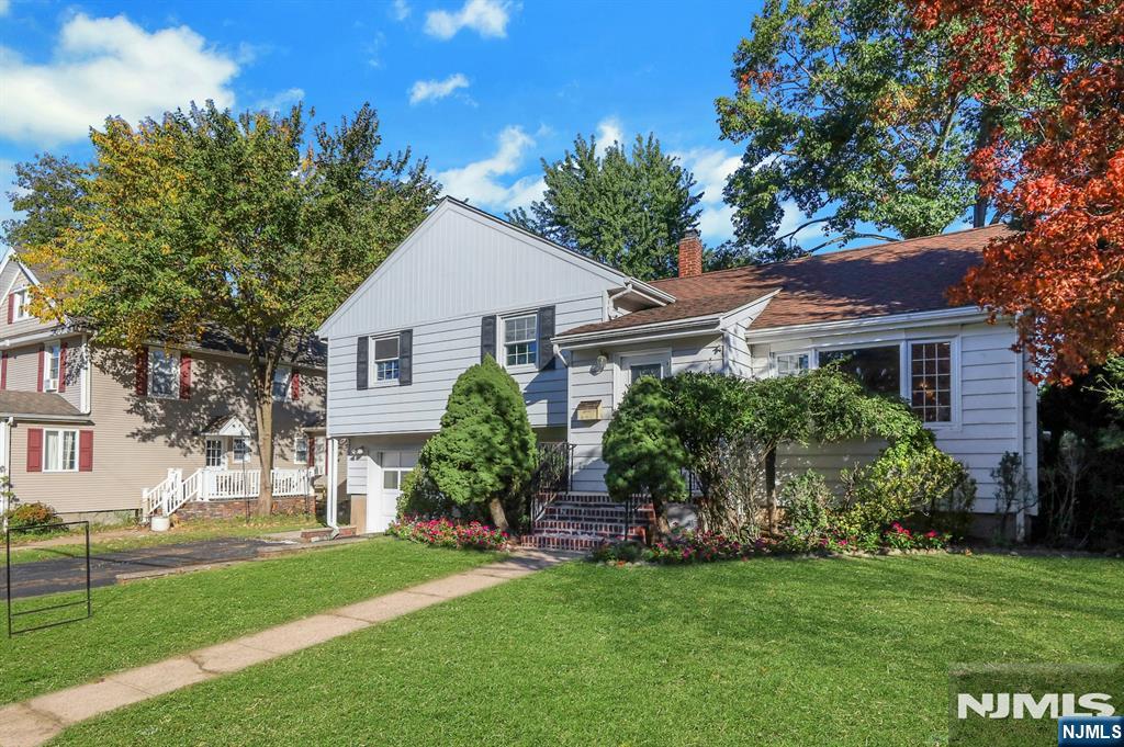 60 Linden Avenue - Photo 2
