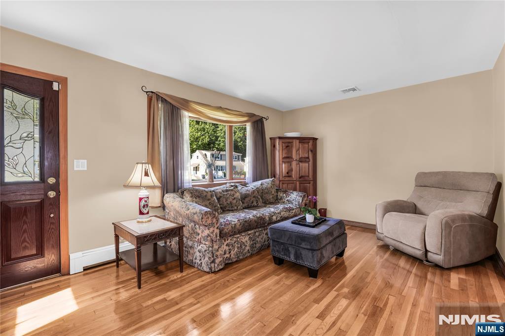 114 Lopez Road - Photo 4