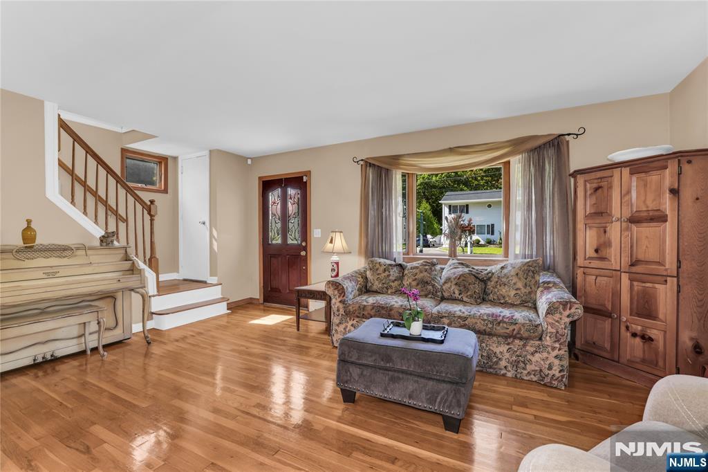 114 Lopez Road - Photo 5