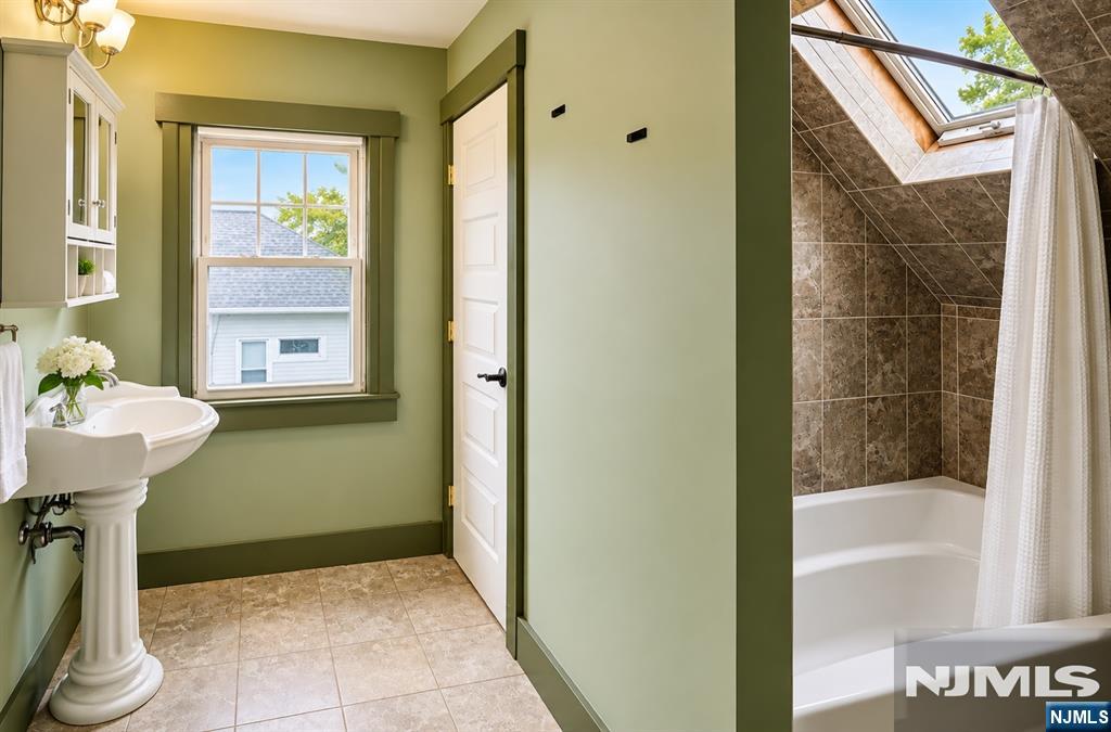 78 Personette Avenue - Photo 3