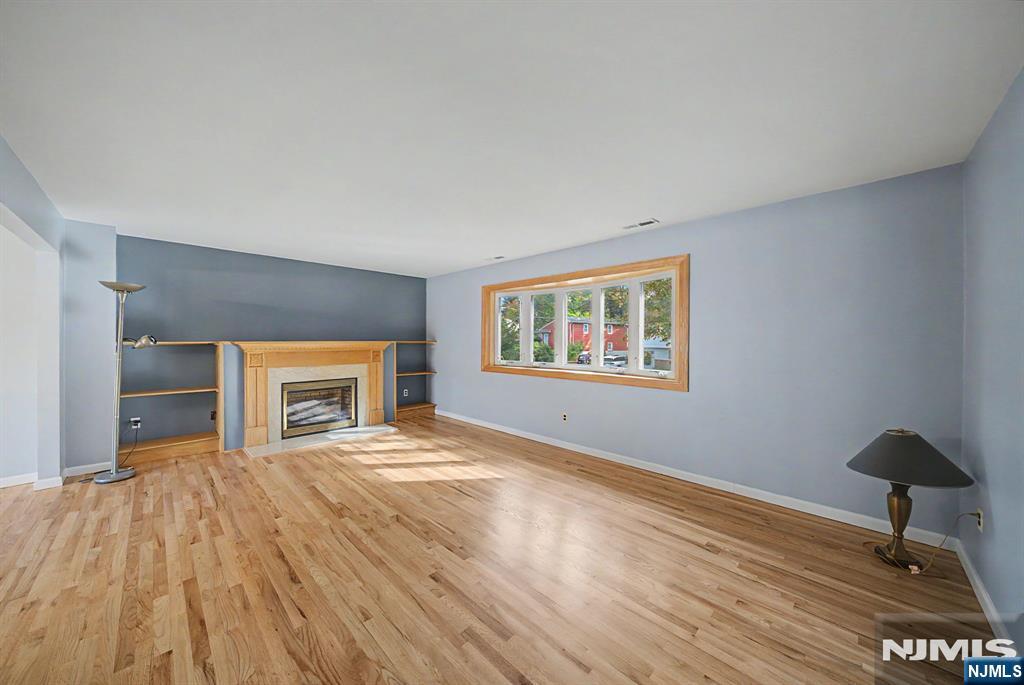 141 Shore Road - Photo 3