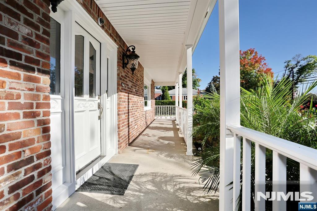 183 Farview Avenue - Photo 4