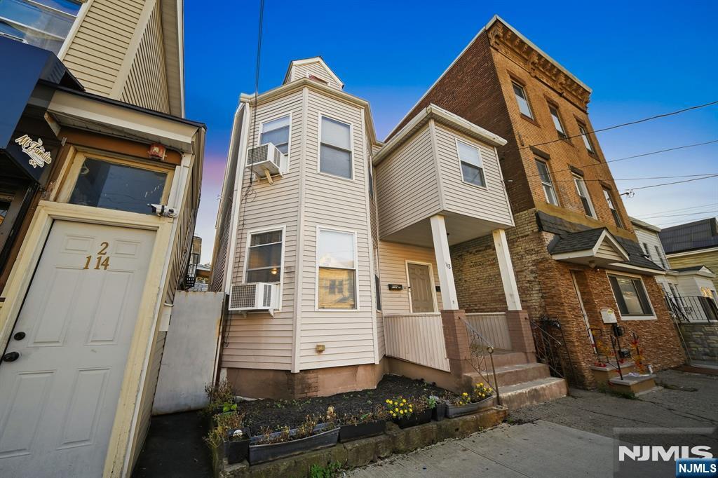 112 4th Avenue - Photo 2