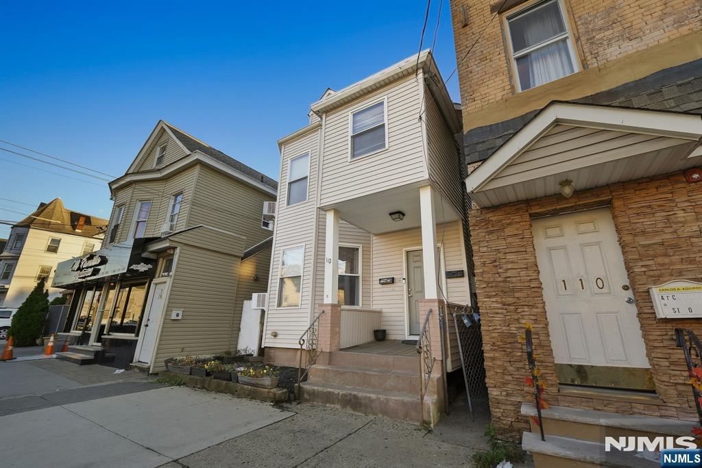112 4th Avenue - Photo 3