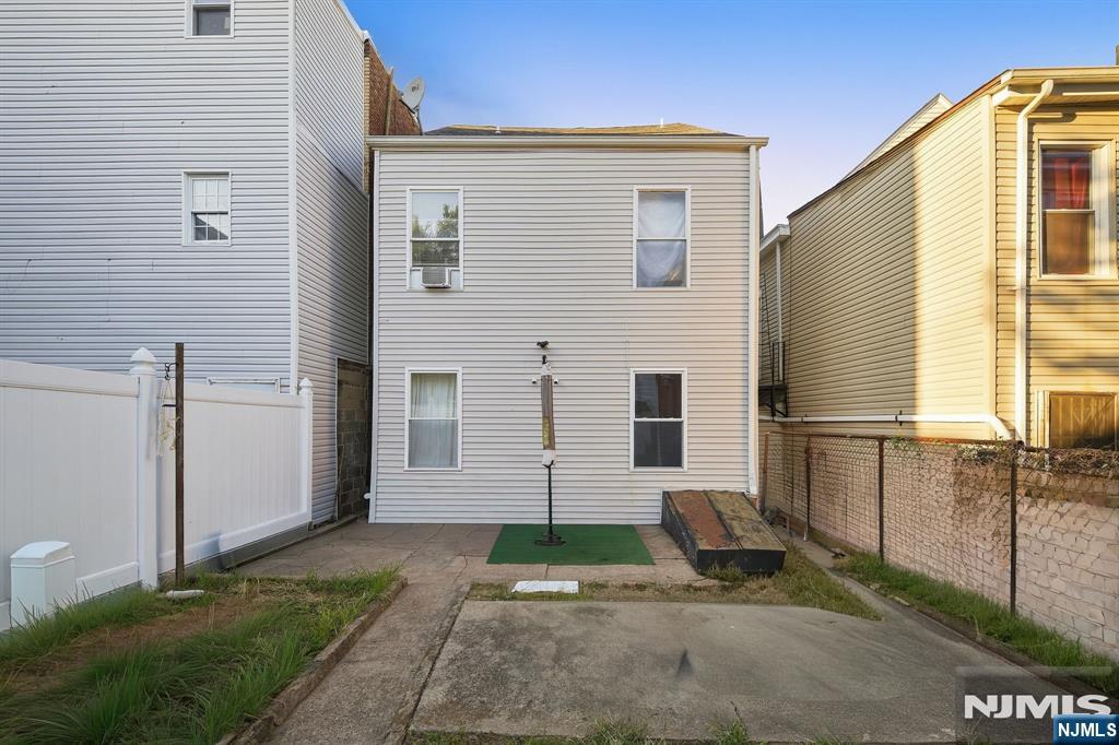 112 4th Avenue - Photo 5