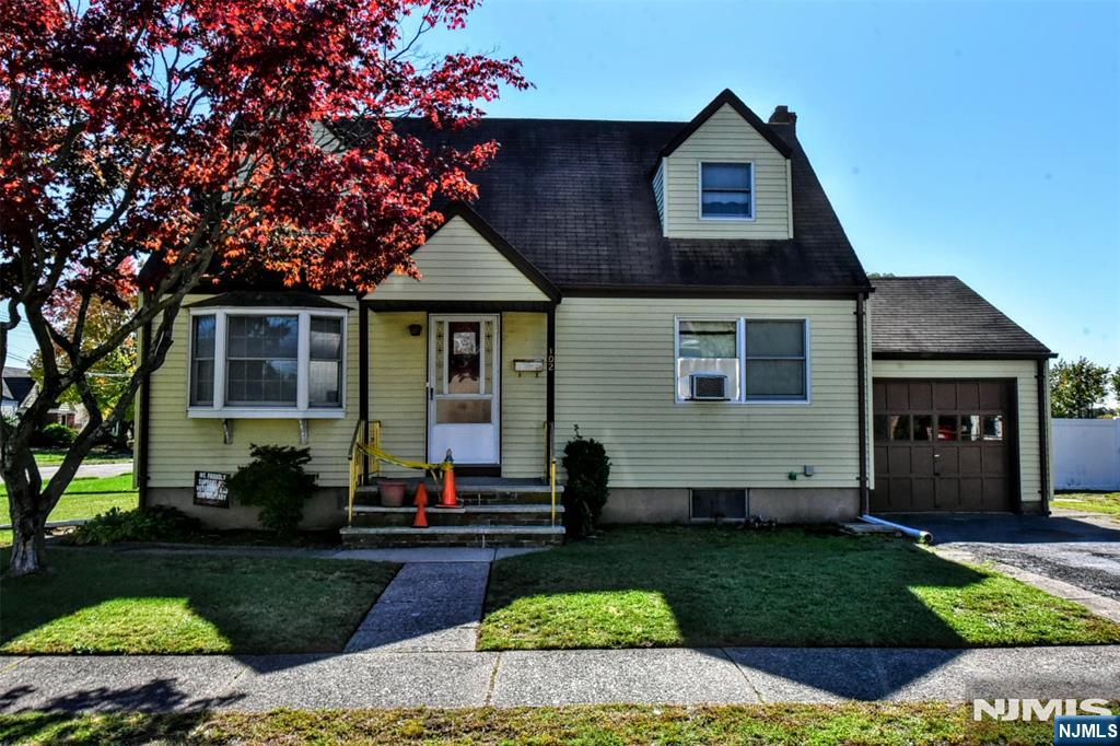 1-02 Hopper Avenue - Photo 2