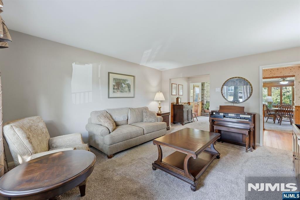 266 Adams Avenue - Photo 5