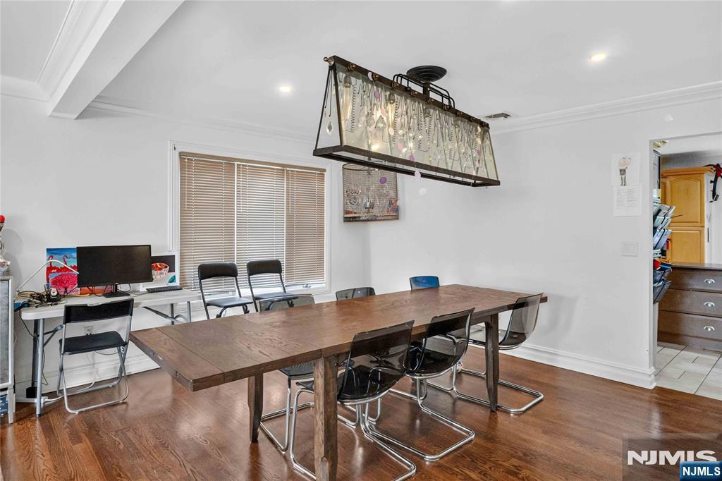 1235 Briar Way - Photo 3