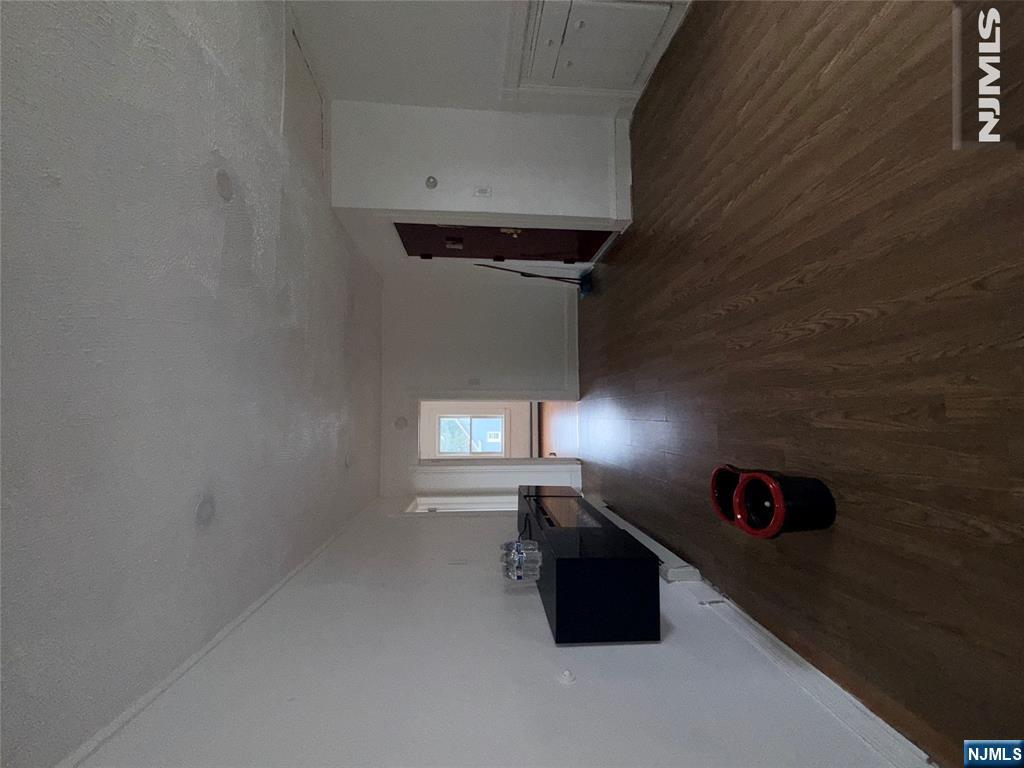 249-253 Temple Street - Photo 2