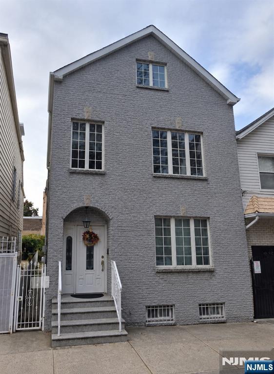 147 Van Buren Street - Photo 1