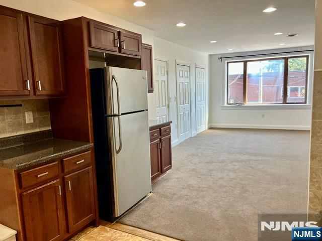 539 Anderson Avenue - Photo 4