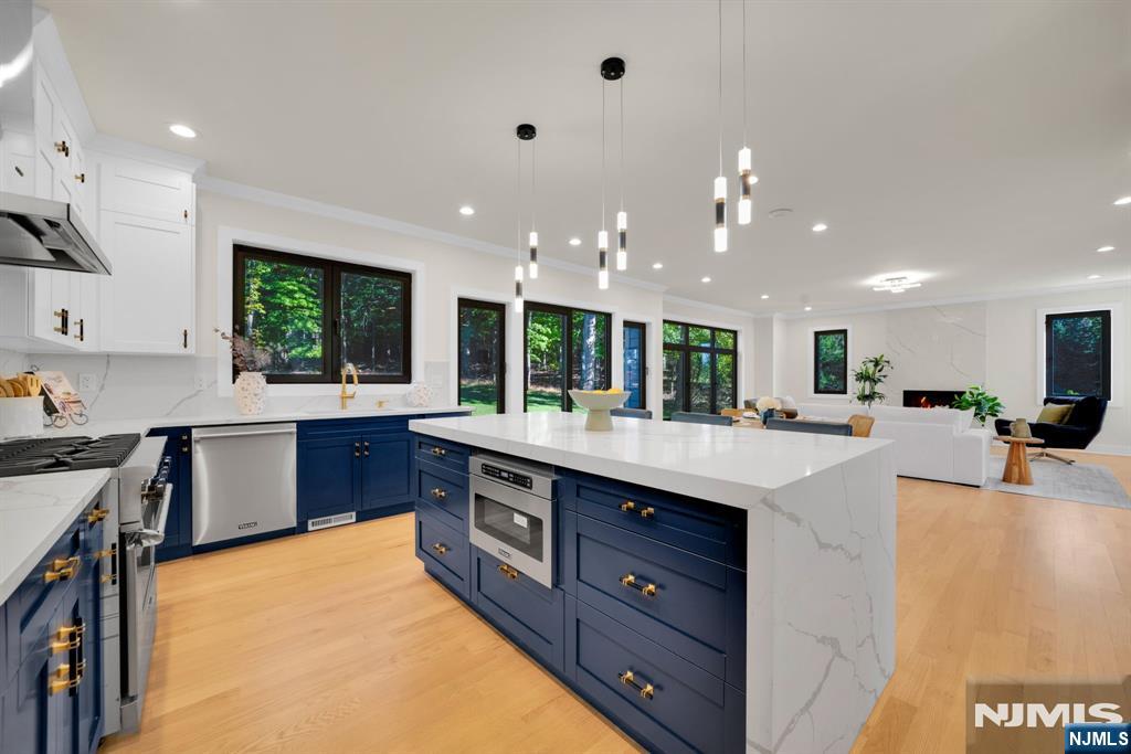 5 Foxcroft Drive — photo 15