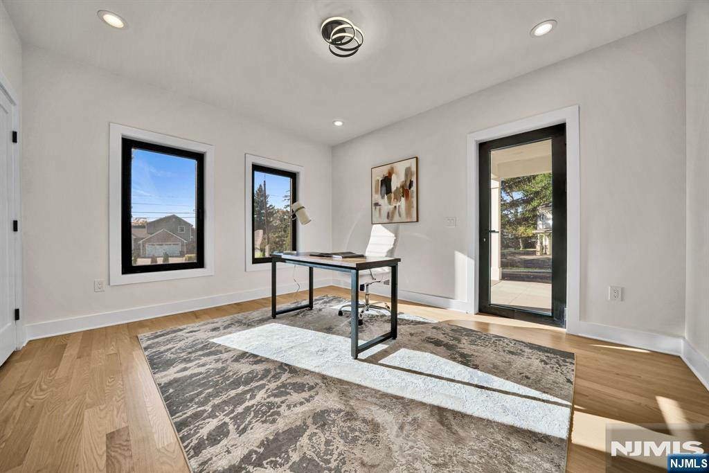 5 Foxcroft Drive — photo 22