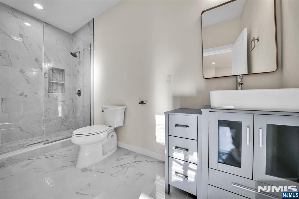 5 Foxcroft Drive — photo 33