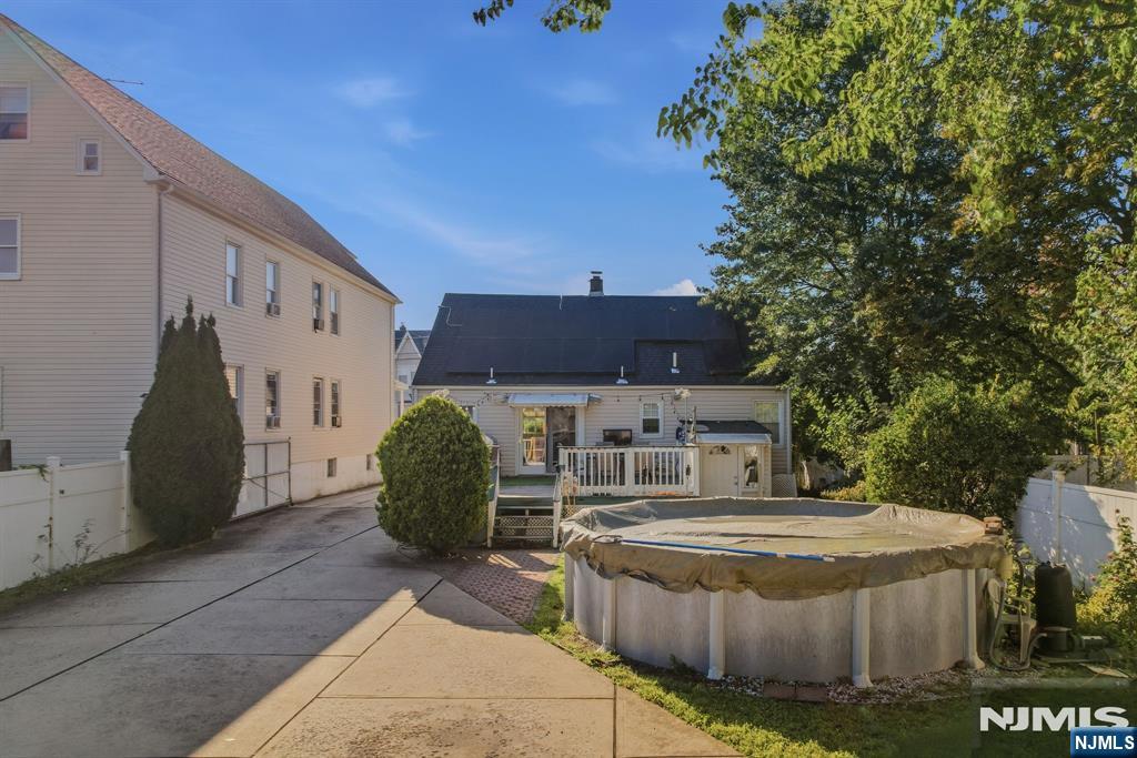 11 Raritan Avenue - Photo 5