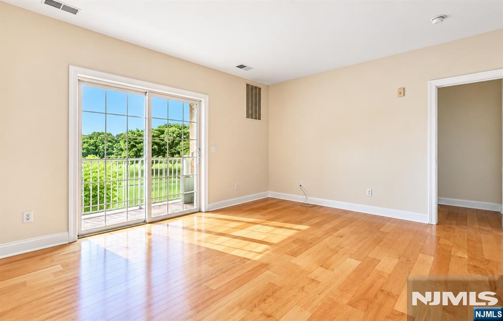3211 Windsor Park Court 150 - Photo 5