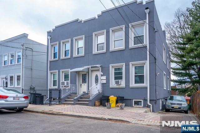 14 Burdette Place 2 - Photo 1