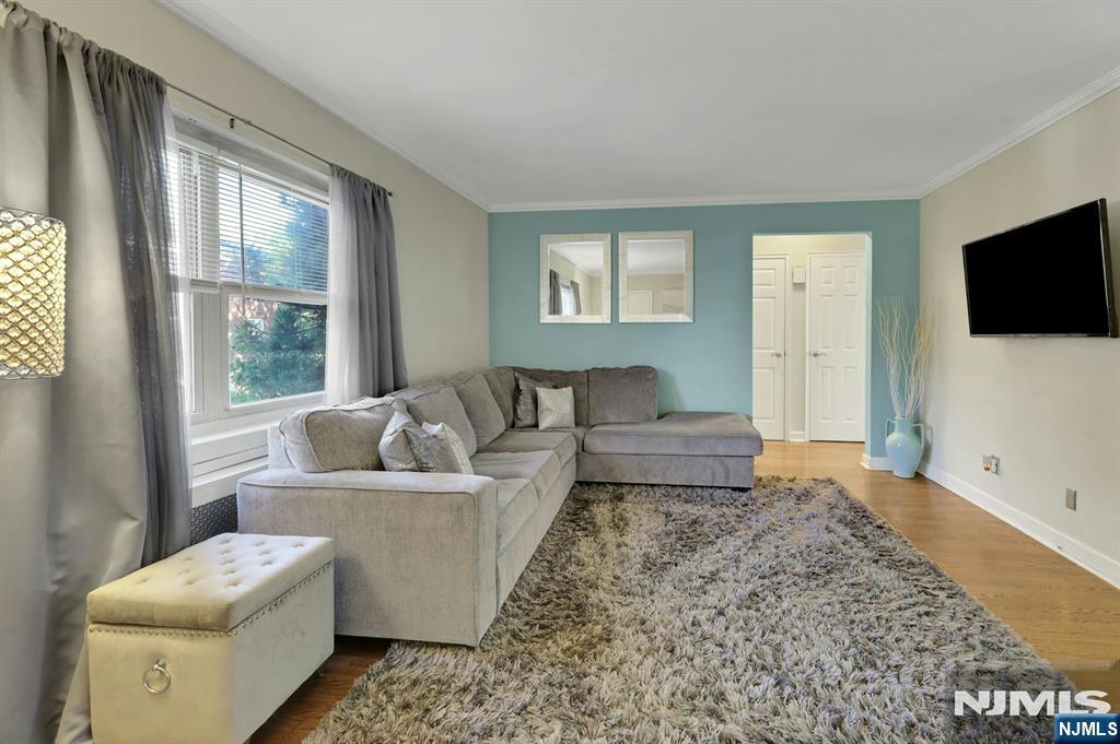 241 Johnson Avenue N4 - Photo 5