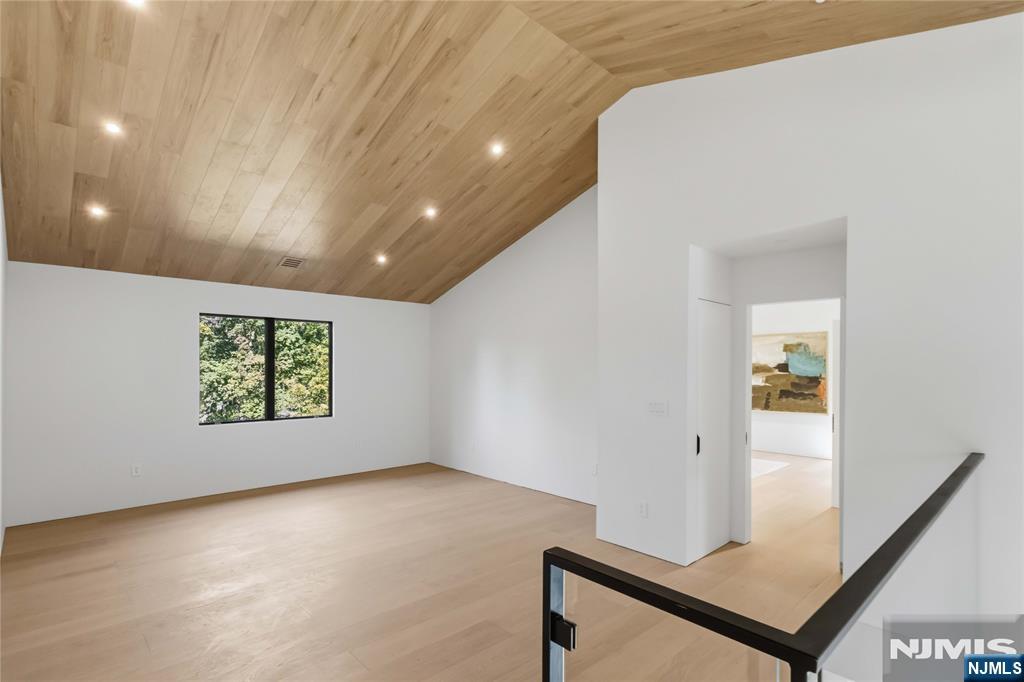589 Piermont Road — photo 28