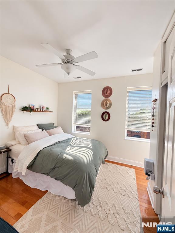 80 Bay Street 9 - Photo 1