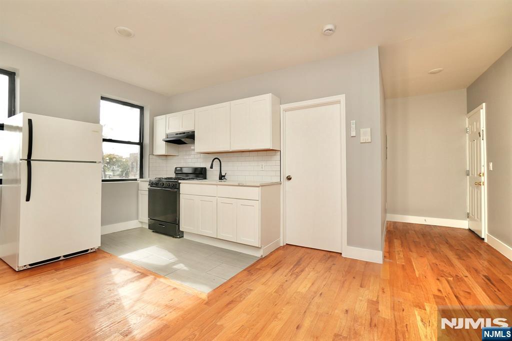 11 Cottage Street - Photo 5