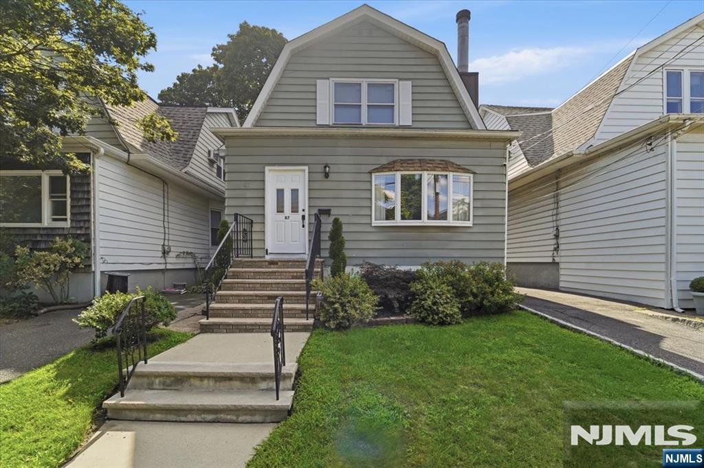 87 Curie Avenue - Photo 1