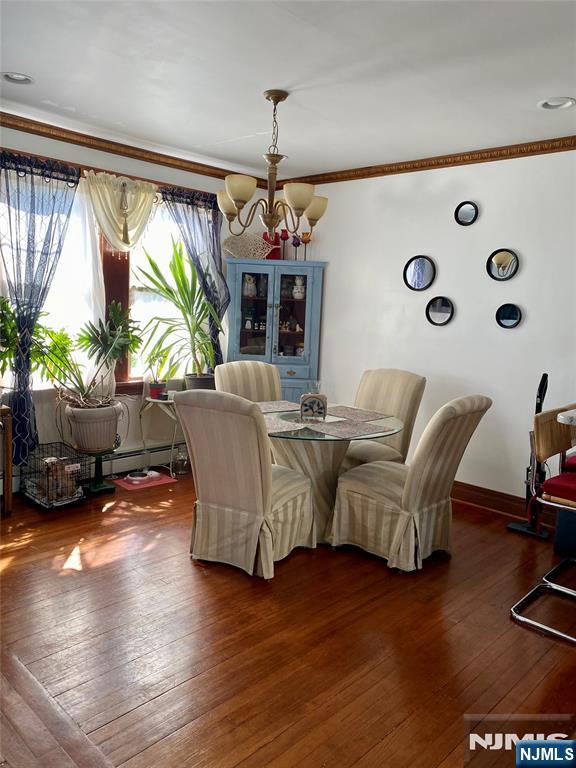 138 Pompton Avenue - Photo 5