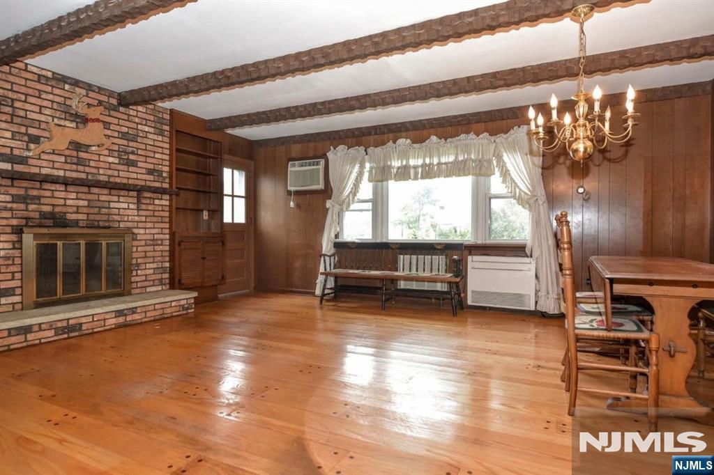 4 DEMARTINI PLACE, WALDWICK, NJ 07463 – $520,000 | Homes for Sale ...