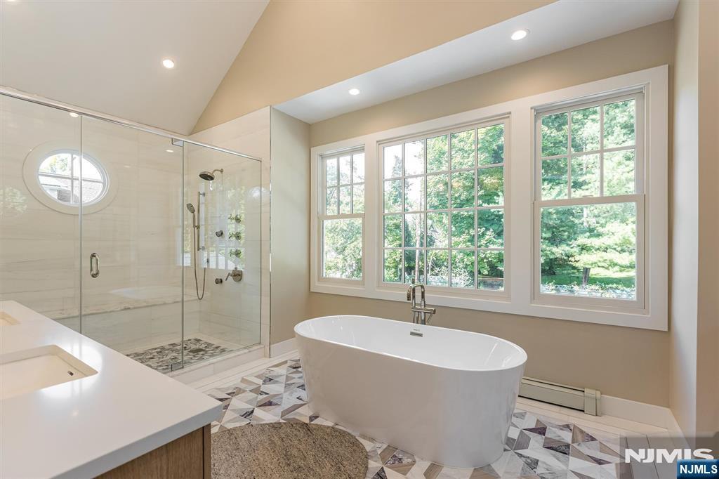 150 Ridgewood Avenue — photo 35
