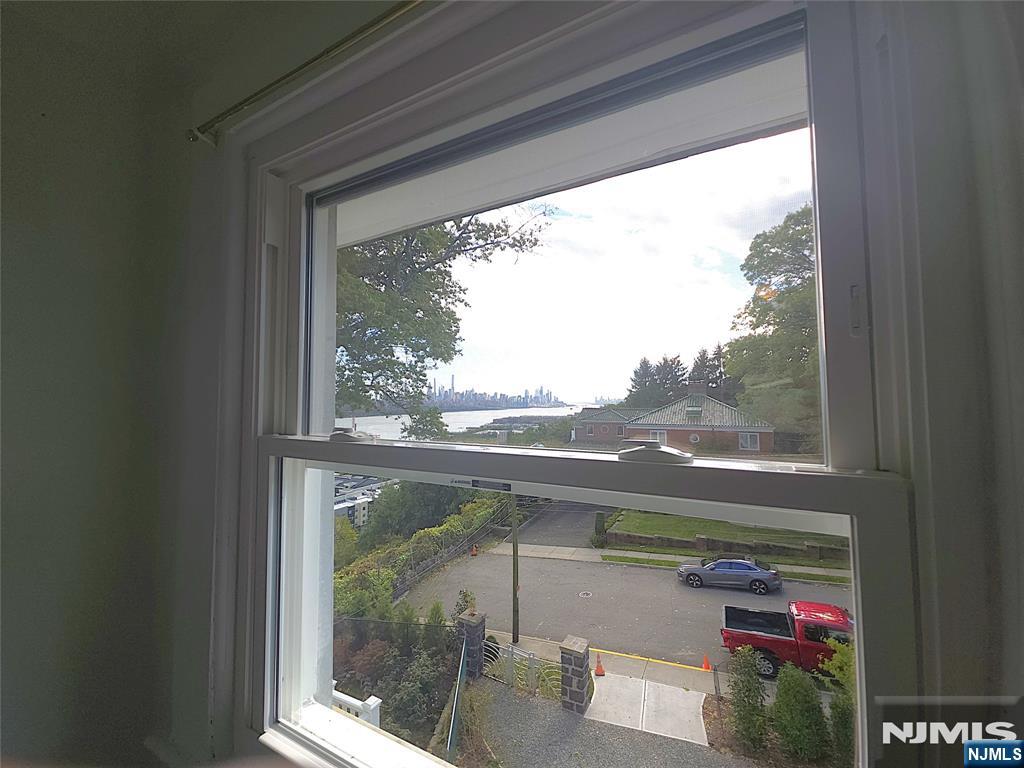 3 Crescent Avenue 3rd FL - Photo 5