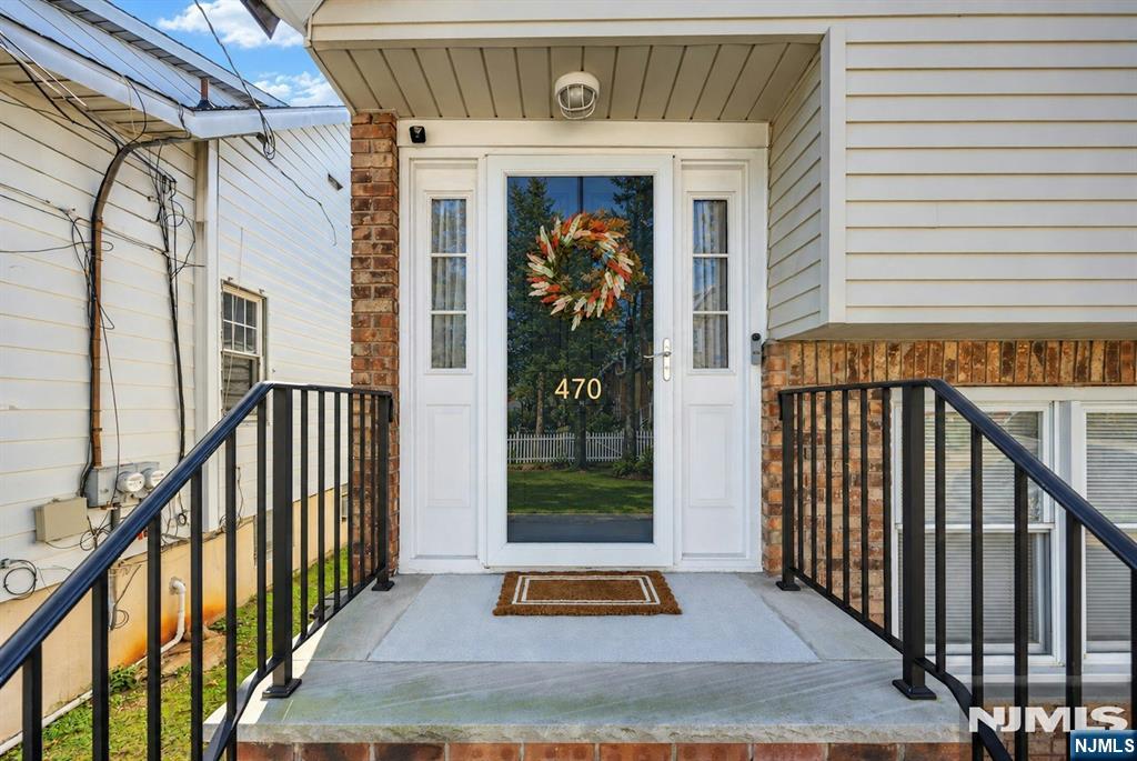 470 Victor Street - Photo 5