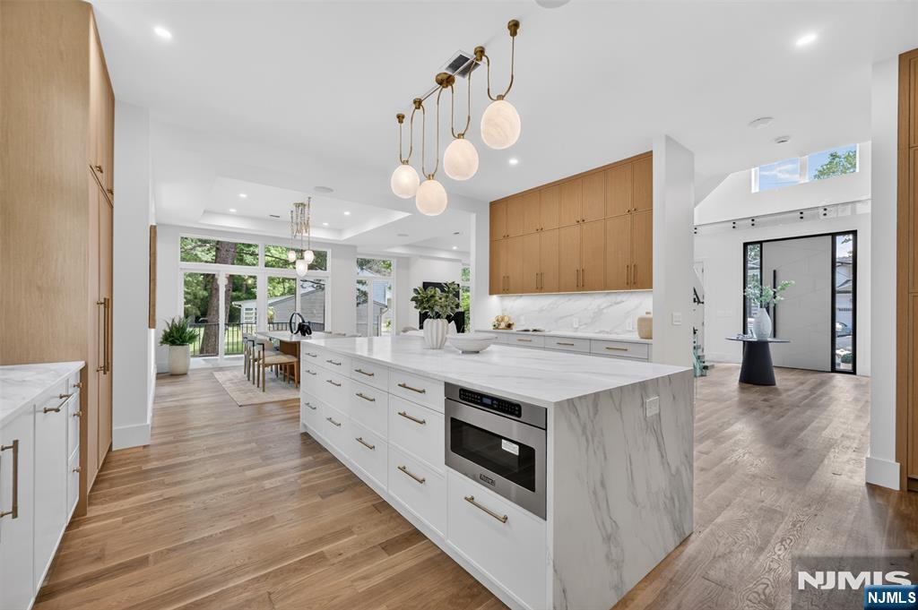 26 Collins Avenue — photo 15