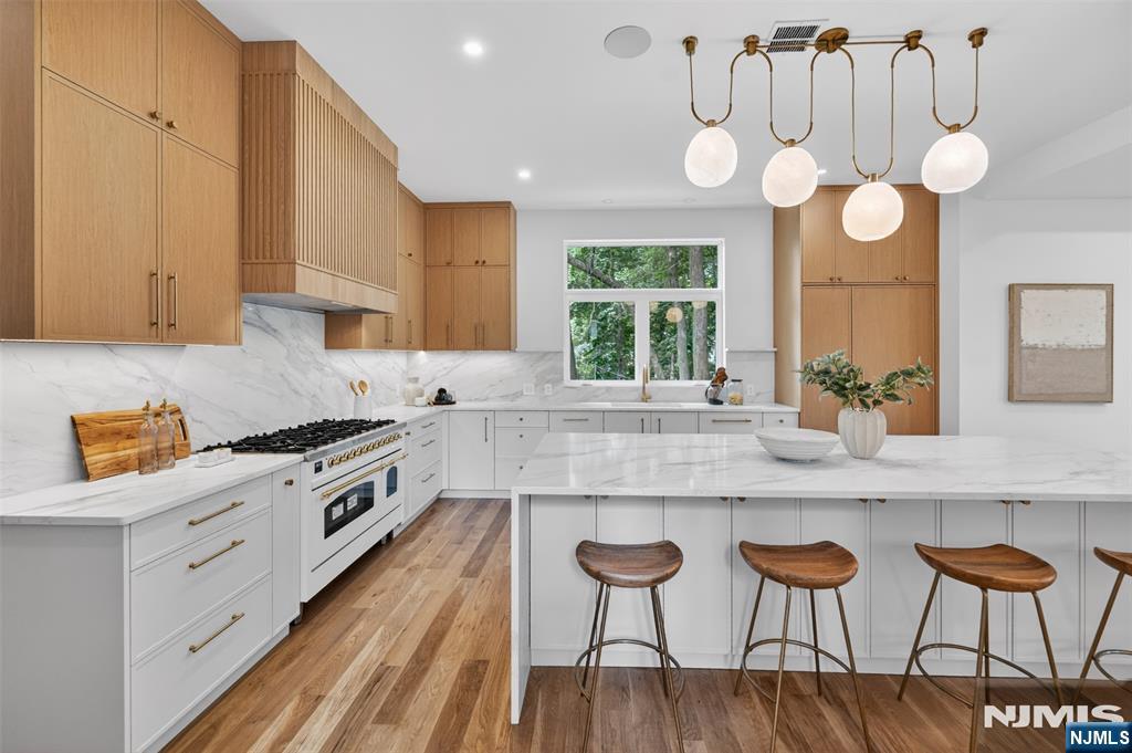 26 Collins Avenue — photo 17