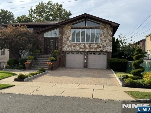 535 Hillside Avenue - Photo 1