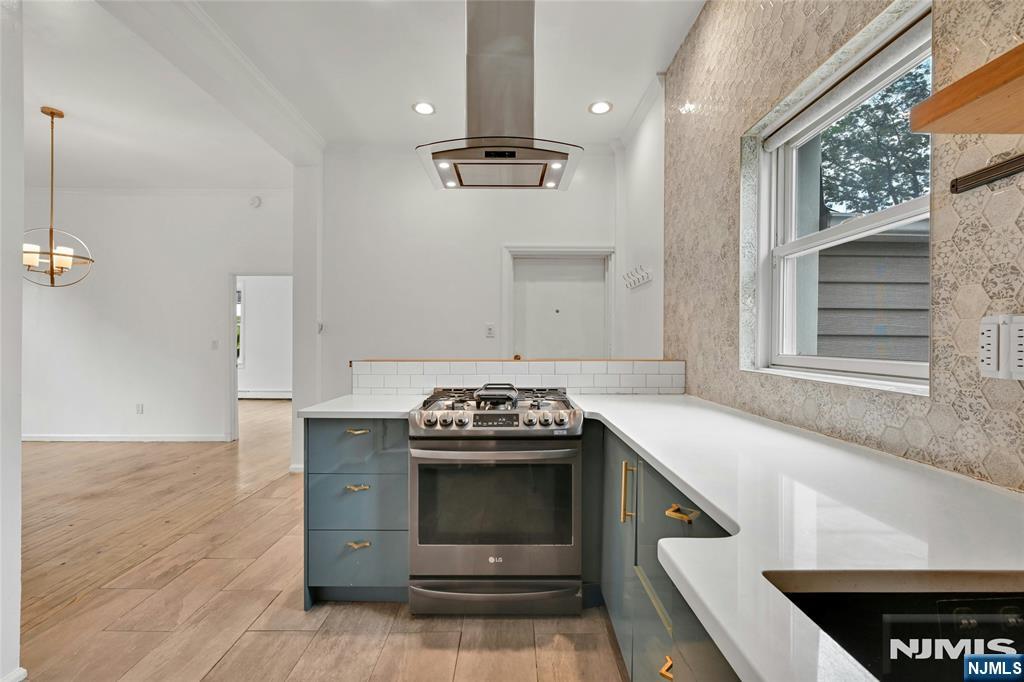 363 Mount Prospect Avenue 2 - Photo 3