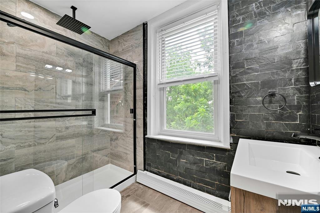 363 Mount Prospect Avenue 2 - Photo 5