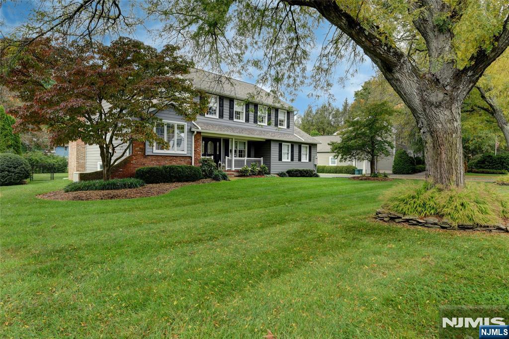31 West End Avenue - Photo 2