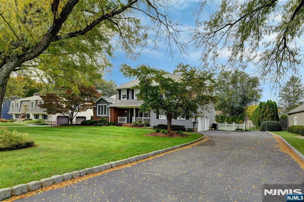 31 West End Avenue - Photo 3