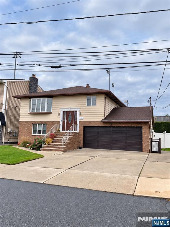 427 Steinway Road 1 - Photo 1