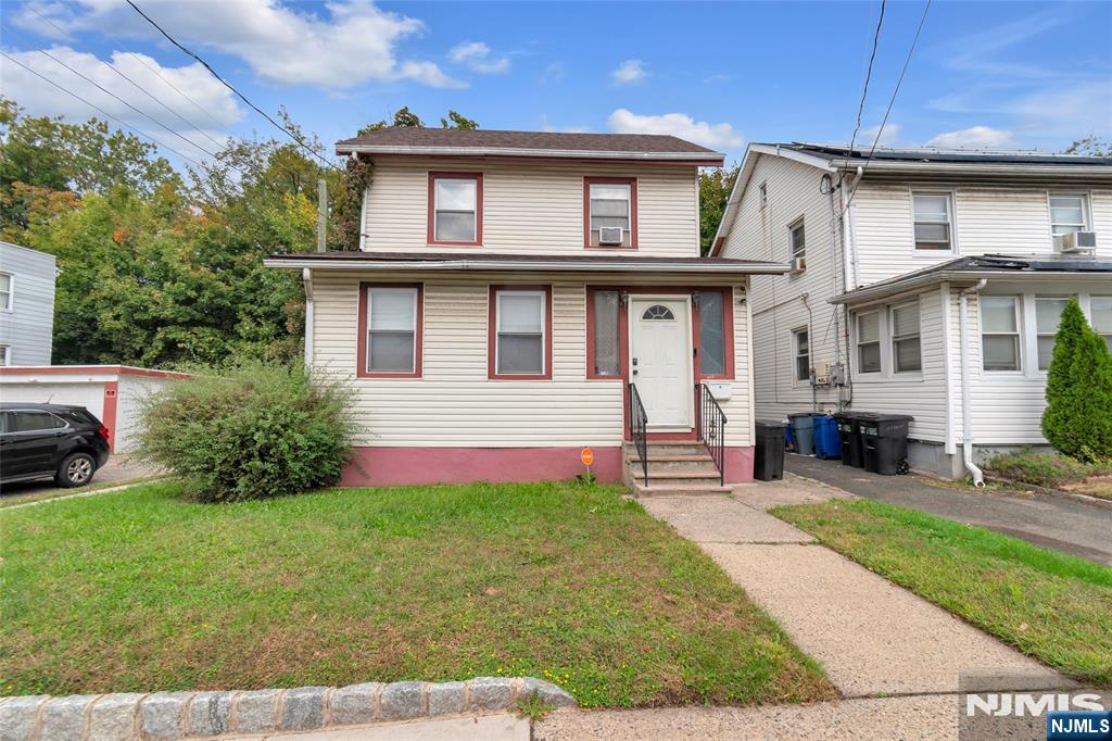 129 Ball Street - Photo 1