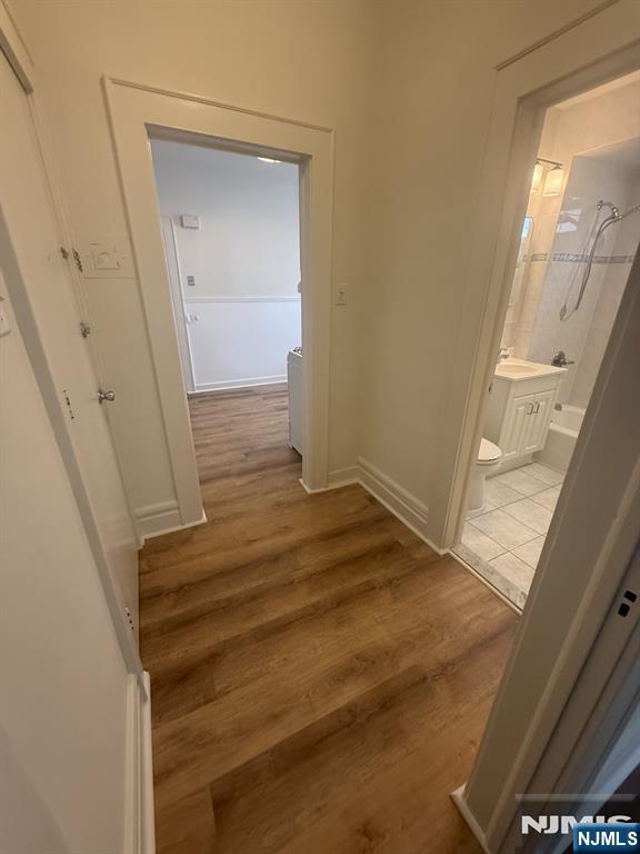 728 Forest Street 2L - Photo 4