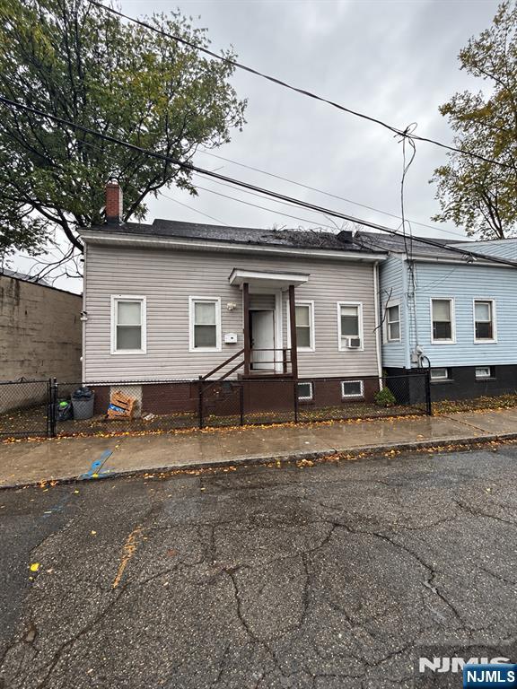 11 N Bridge Street - Photo 1