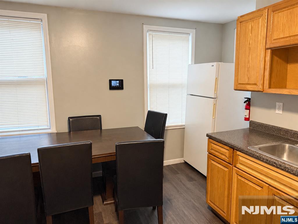 11 N Bridge Street - Photo 2