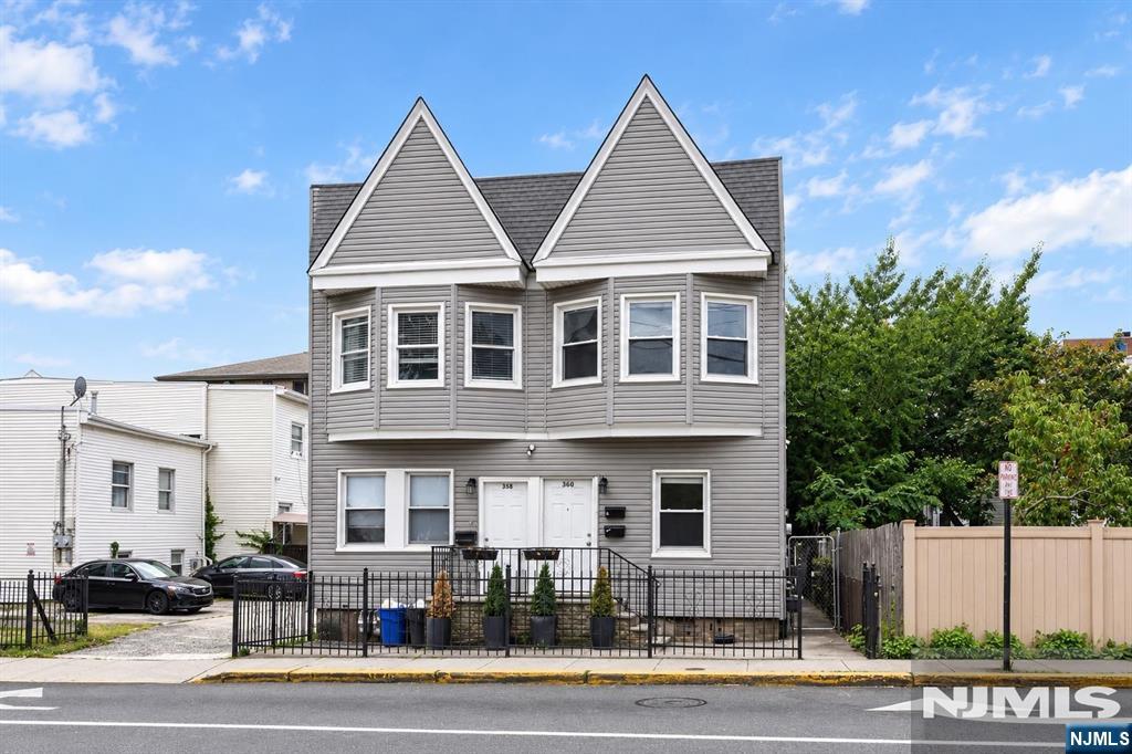 354 Paterson Plank Road - Photo 1
