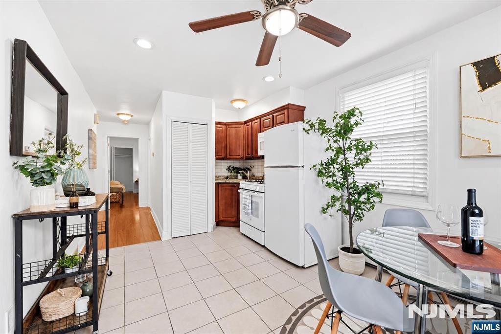 354 Paterson Plank Road - Photo 3