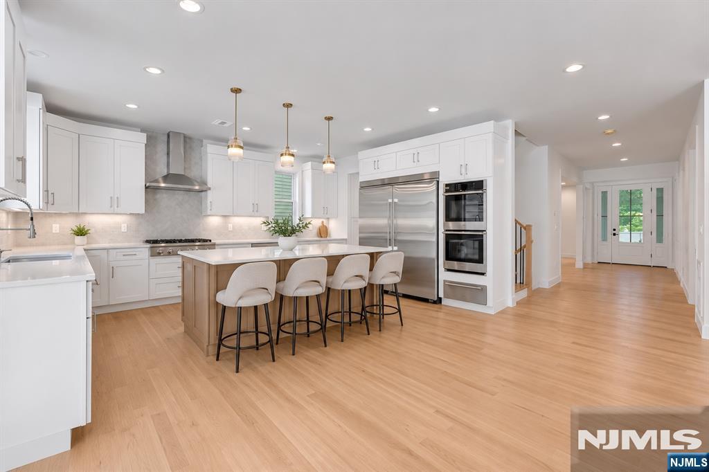 103 Hallberg Avenue - Photo 2