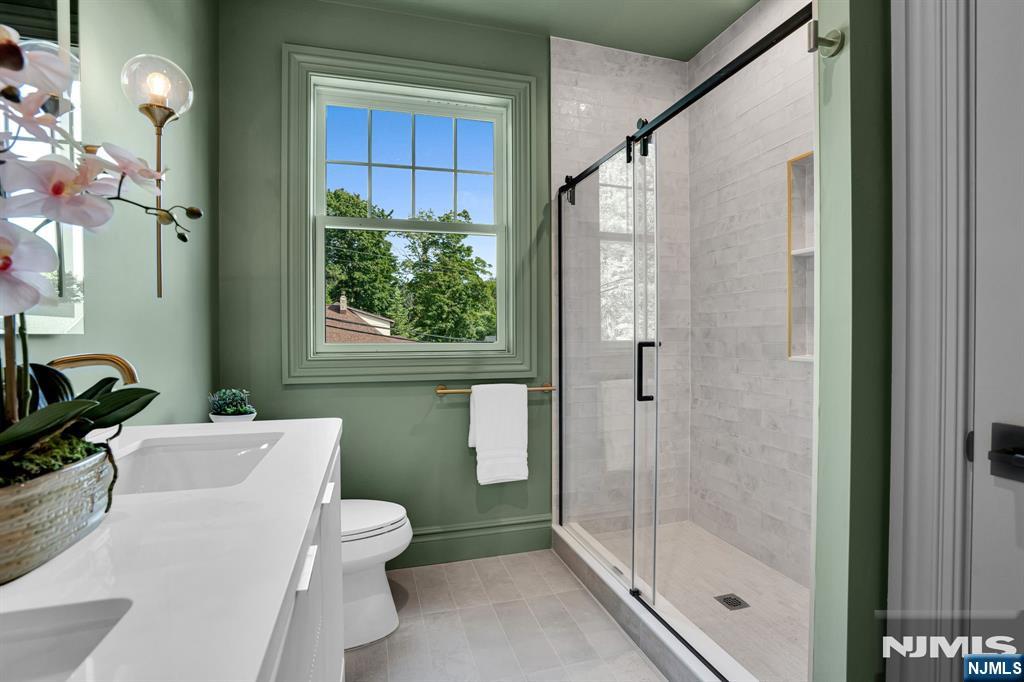 110 Blauvelt Avenue — photo 32