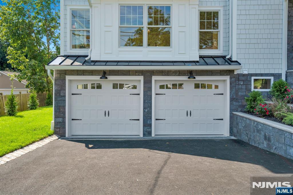 110 Blauvelt Avenue — photo 45