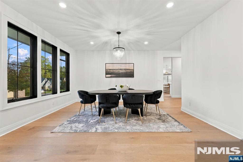 785 Summit Avenue — photo 13